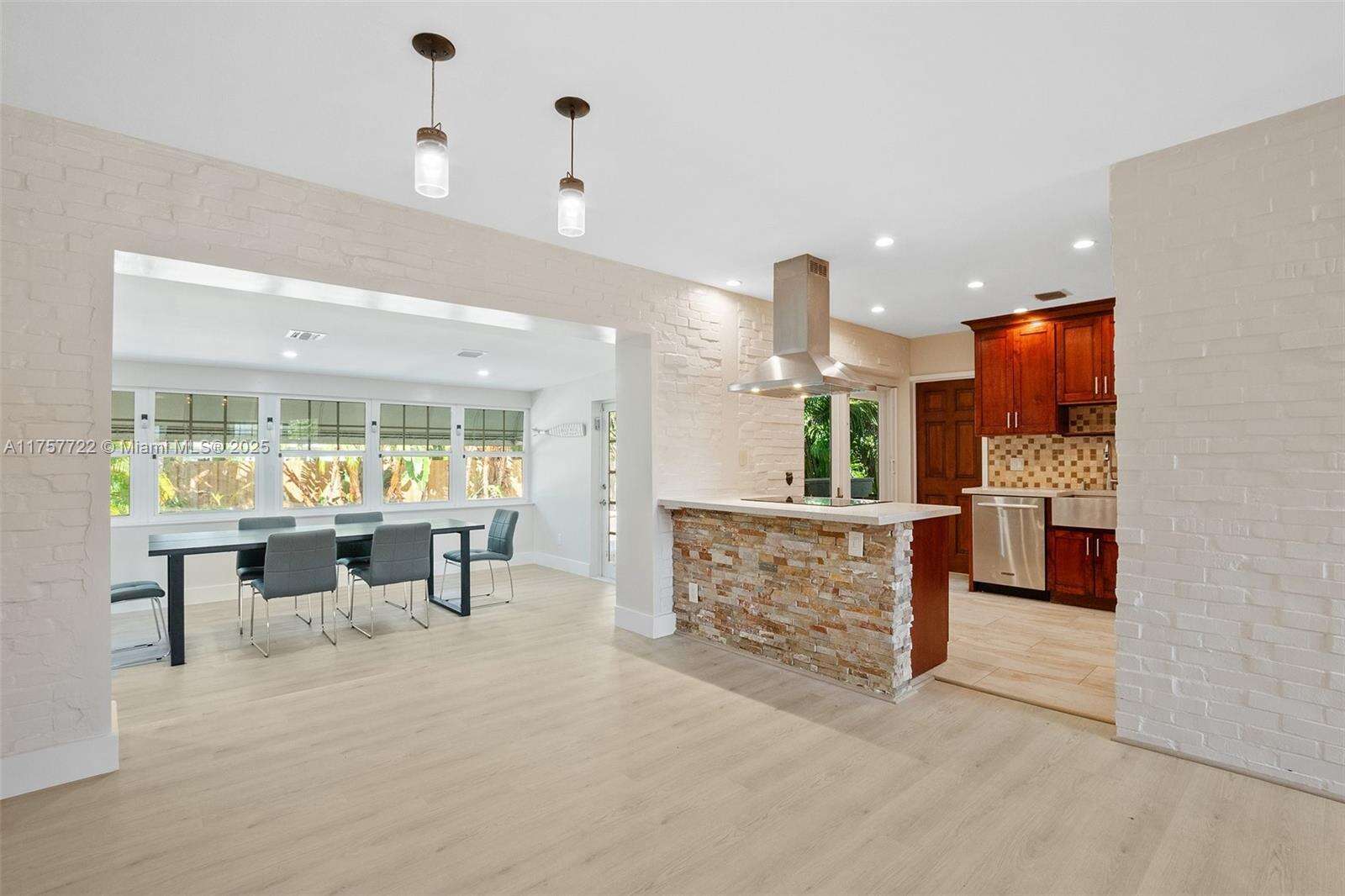 2725 21st Ave, Fort Lauderdale, FL 33306 | Picture 8