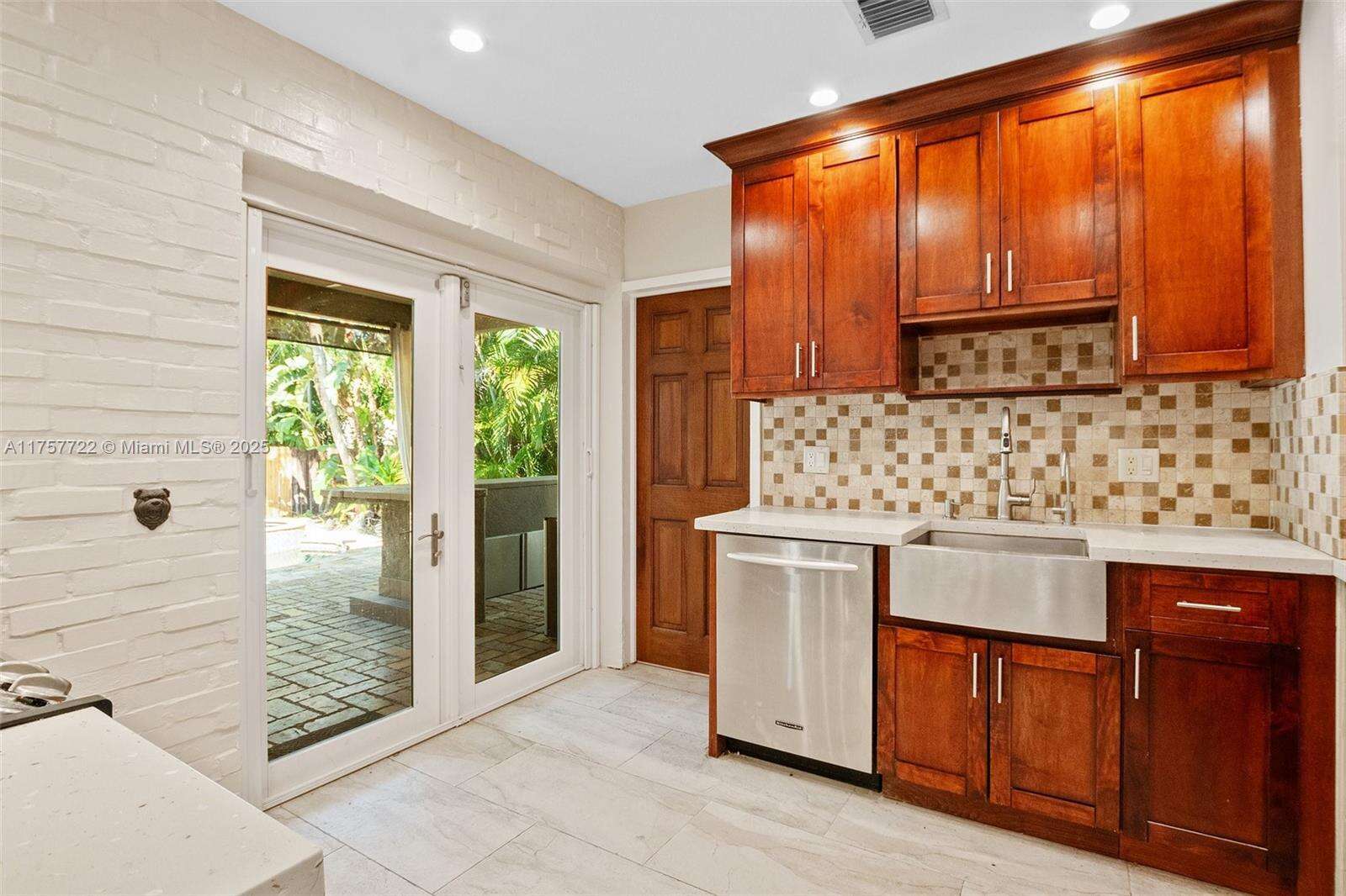 2725 21st Ave, Fort Lauderdale, FL 33306 | Picture 9