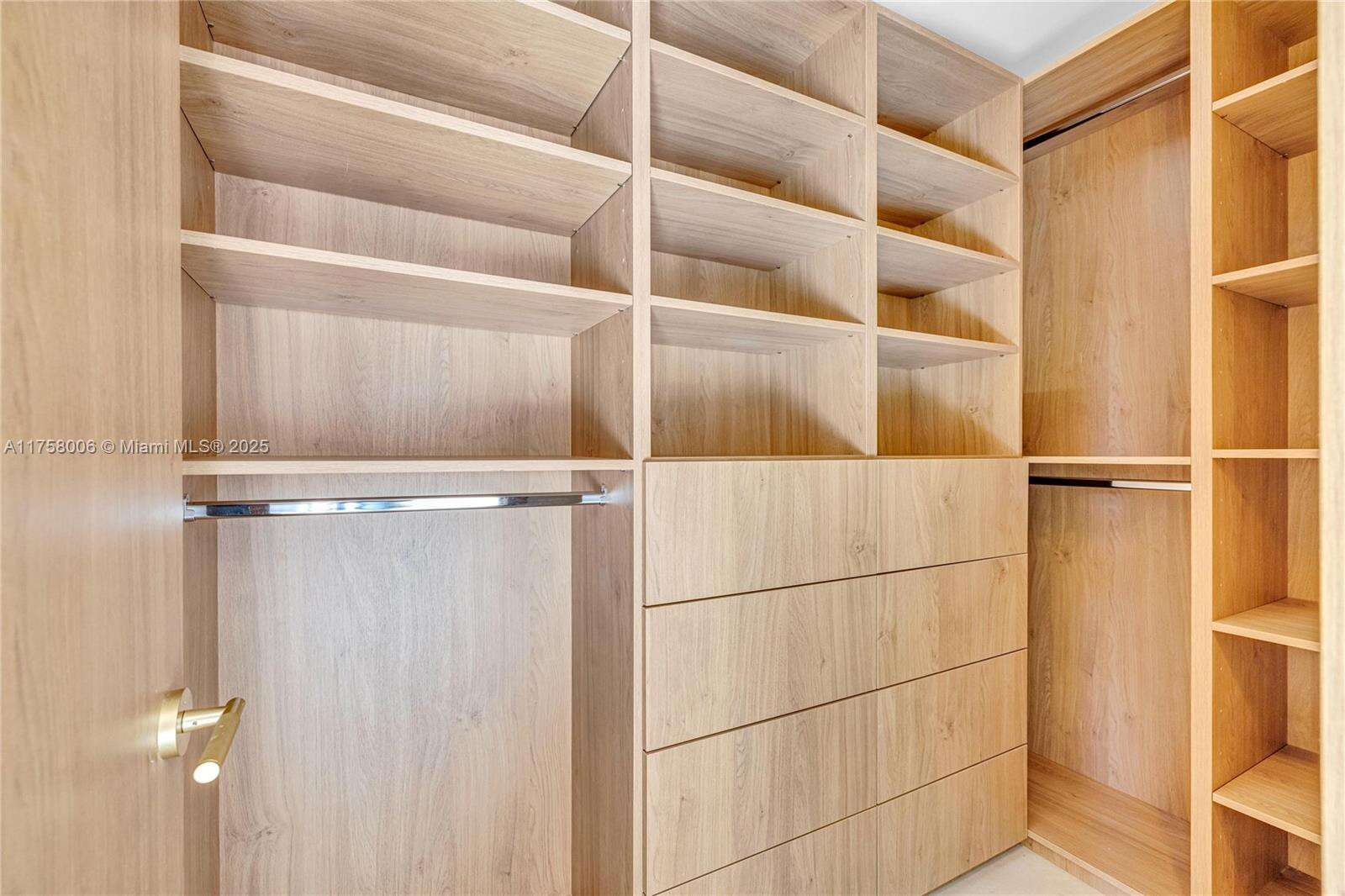 1323 Cleveland Rd, Miami Beach, FL 33141 | Picture 26