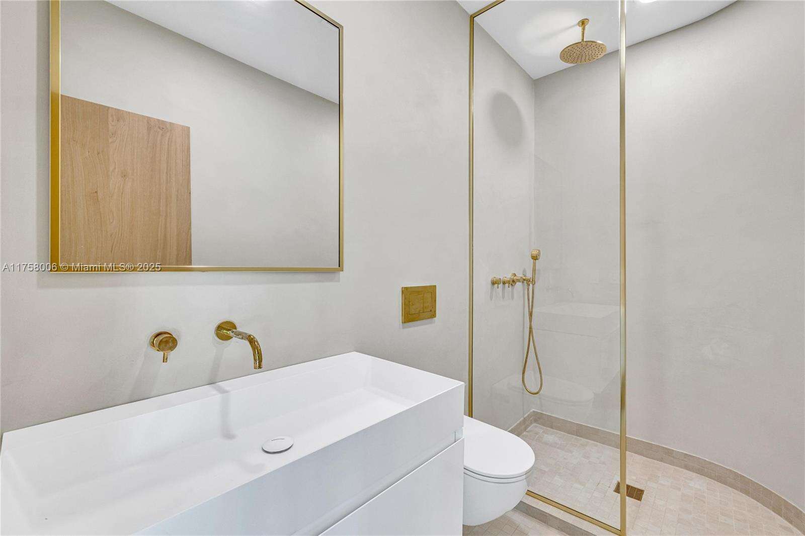 1323 Cleveland Rd, Miami Beach, FL 33141 | Picture 32