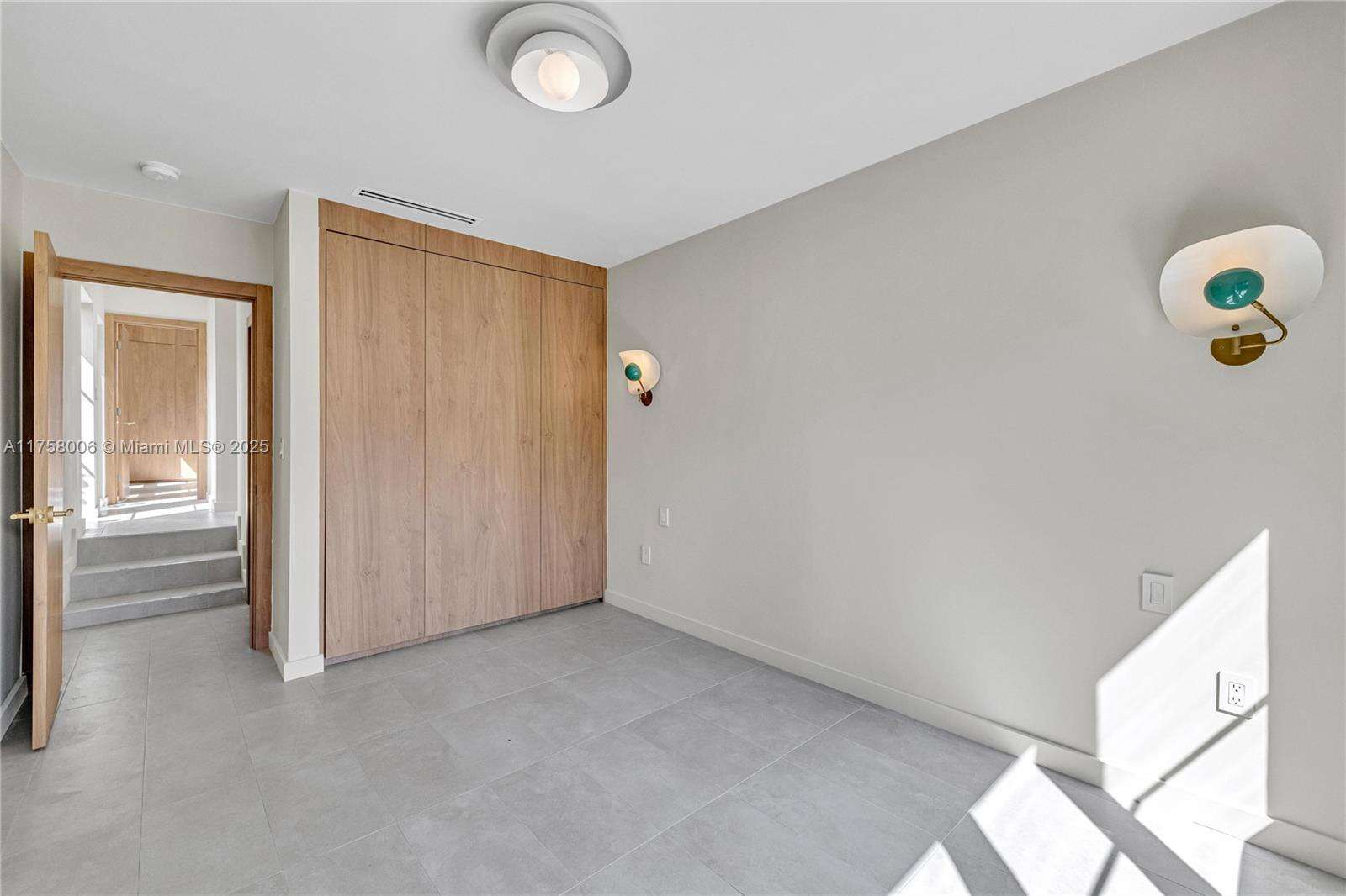 1323 Cleveland Rd, Miami Beach, FL 33141 | Picture 37