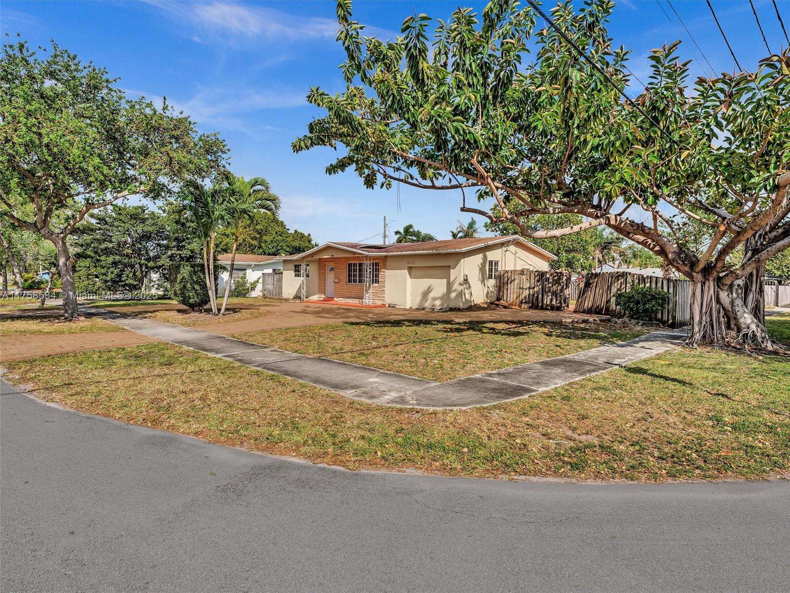 4401 Johnson St, Hollywood, FL 33021 | Picture 2