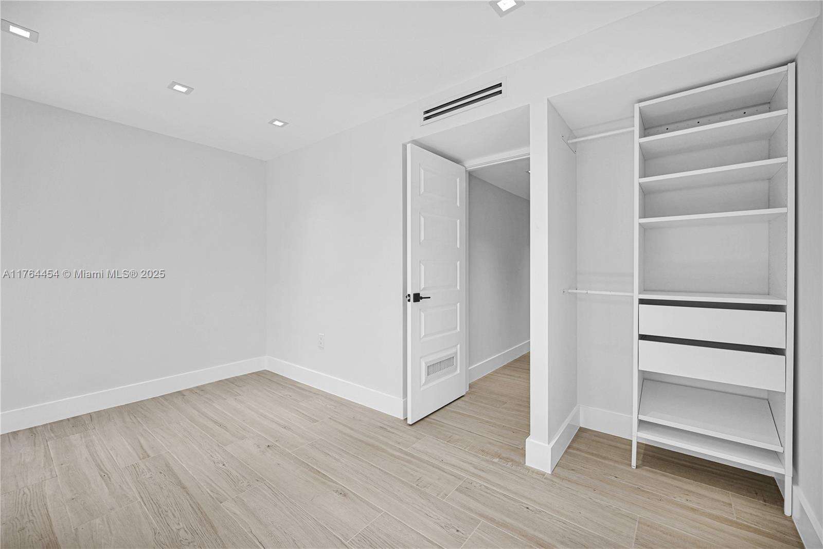 3305 15th St, Fort Lauderdale, FL 33304 | Picture 30