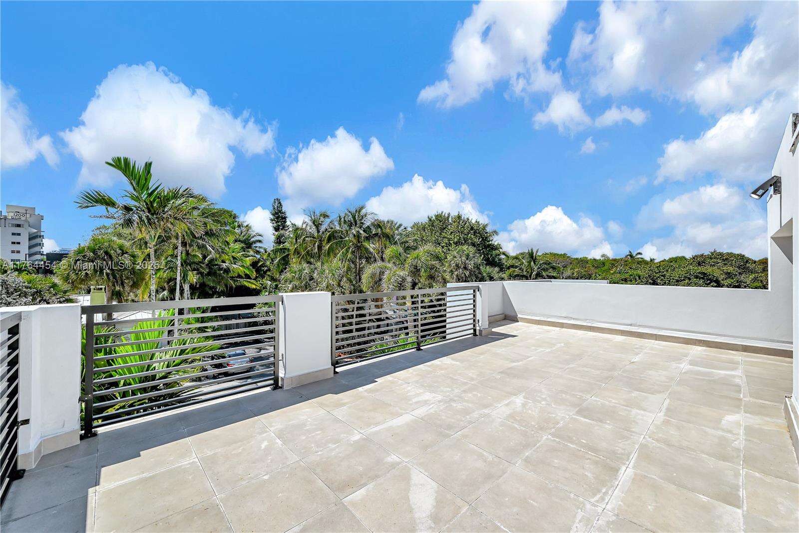 3305 15th St, Fort Lauderdale, FL 33304 | Picture 37