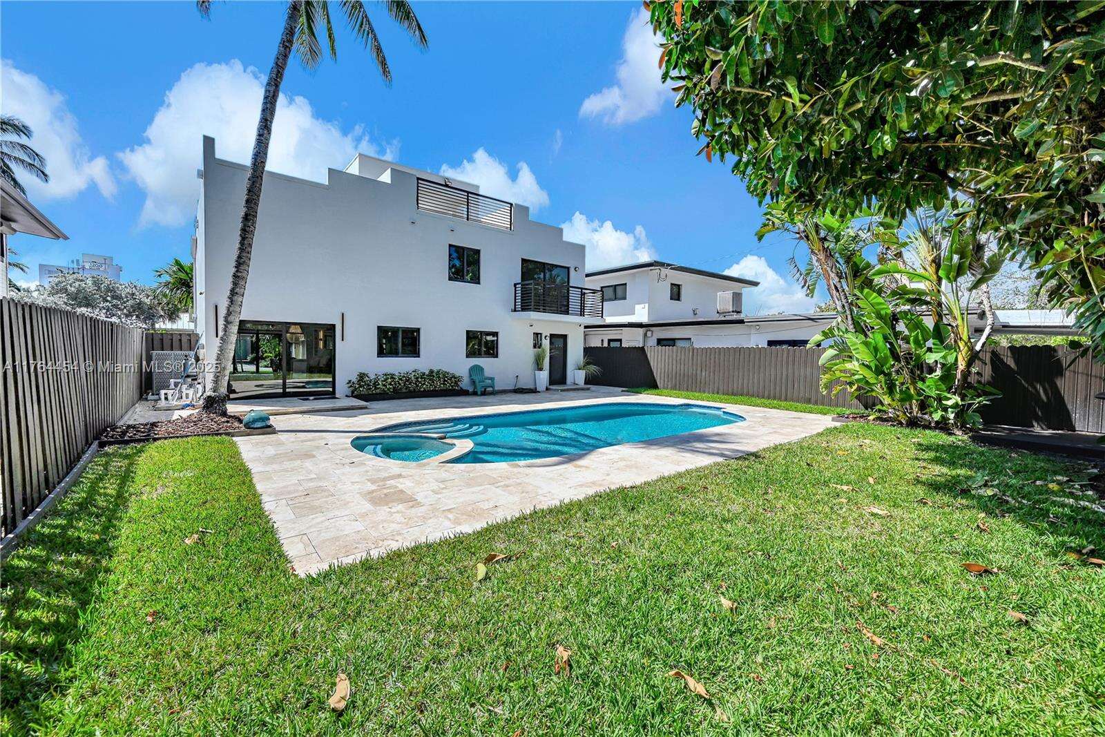 3305 15th St, Fort Lauderdale, FL 33304 | Picture 8