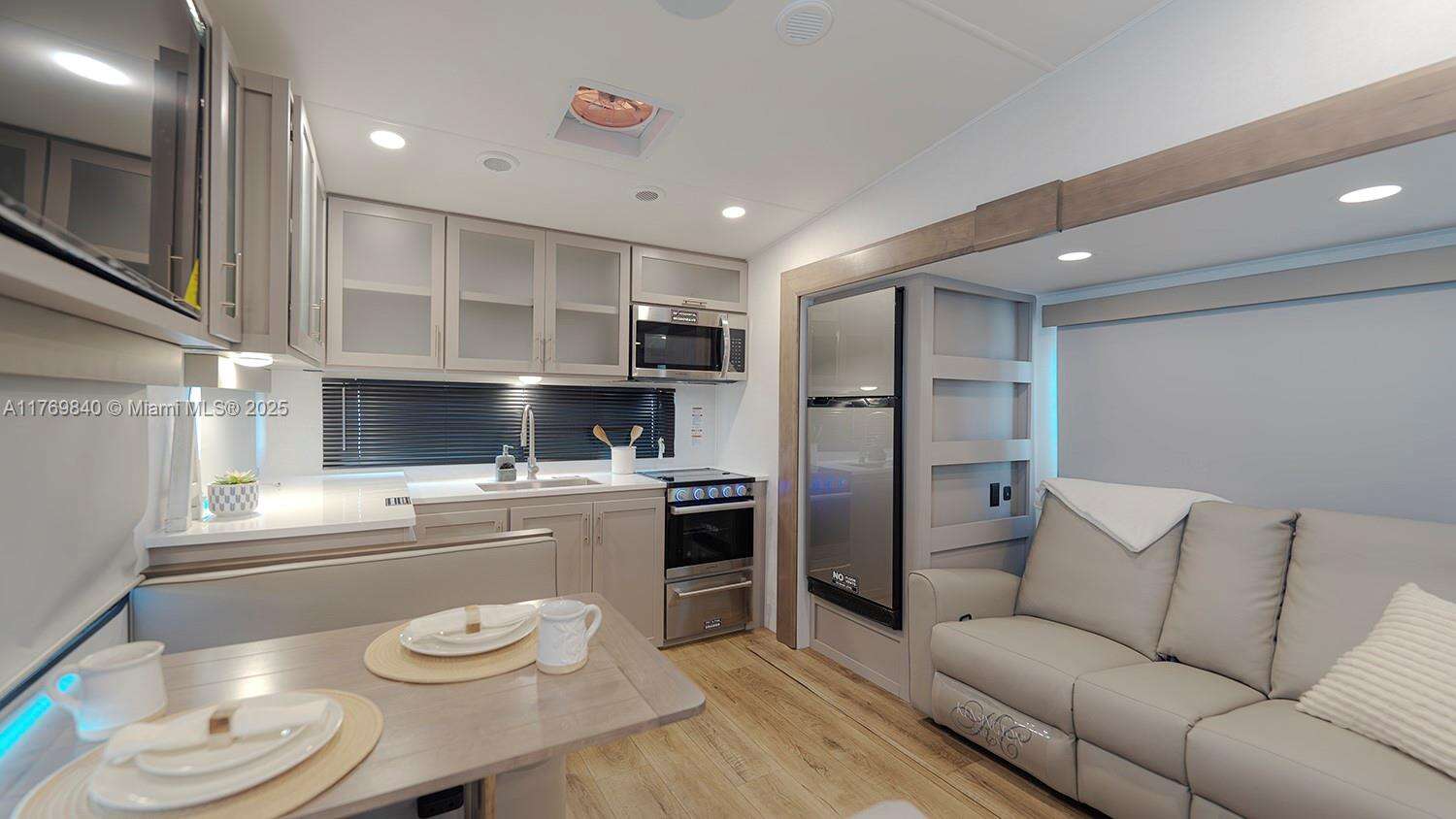 5636 Arthur St, Hollywood, FL 33021 | Picture 29