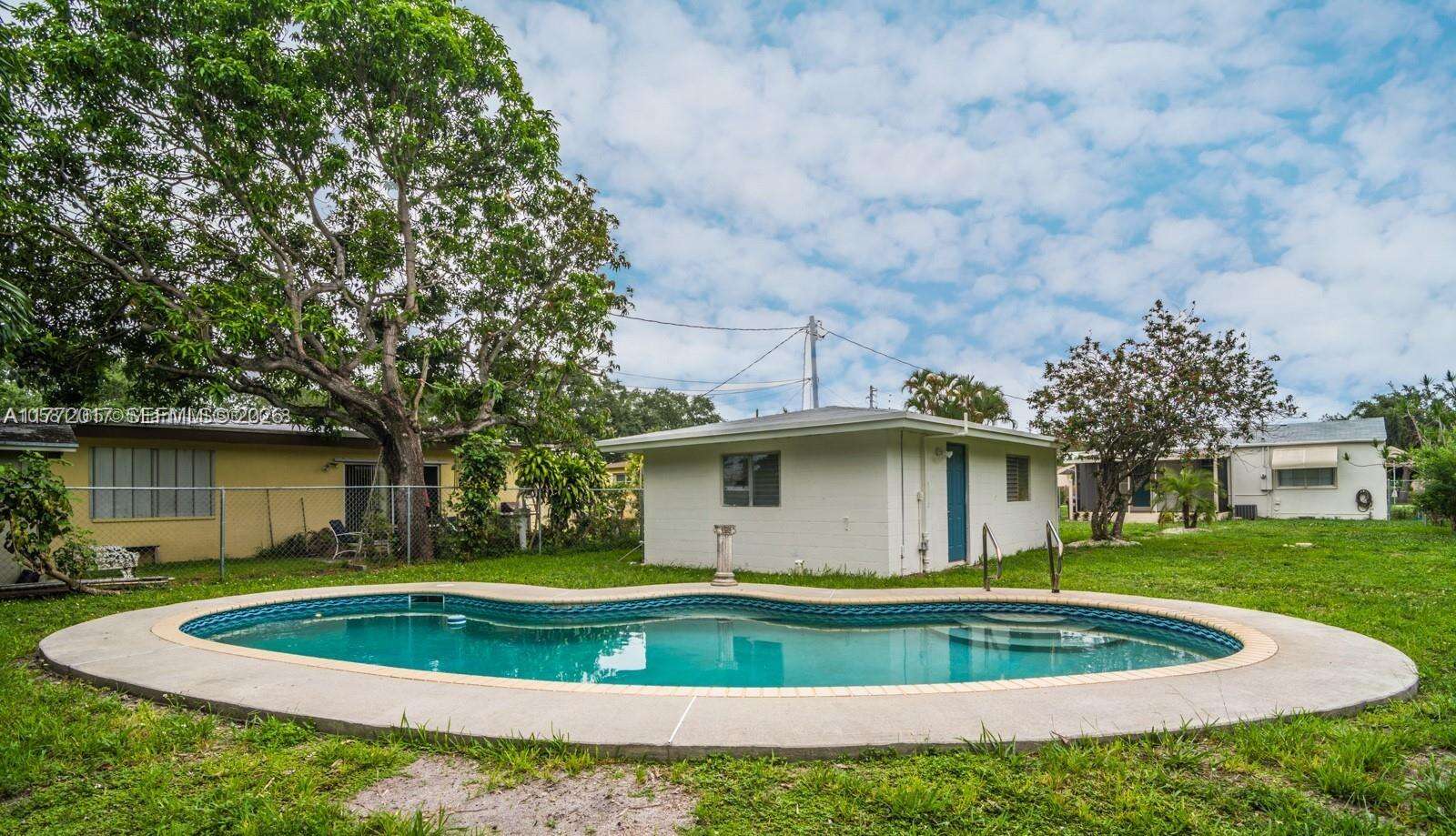 2542 Fillmore St, Hollywood, FL 33020 - For Sale photo 12