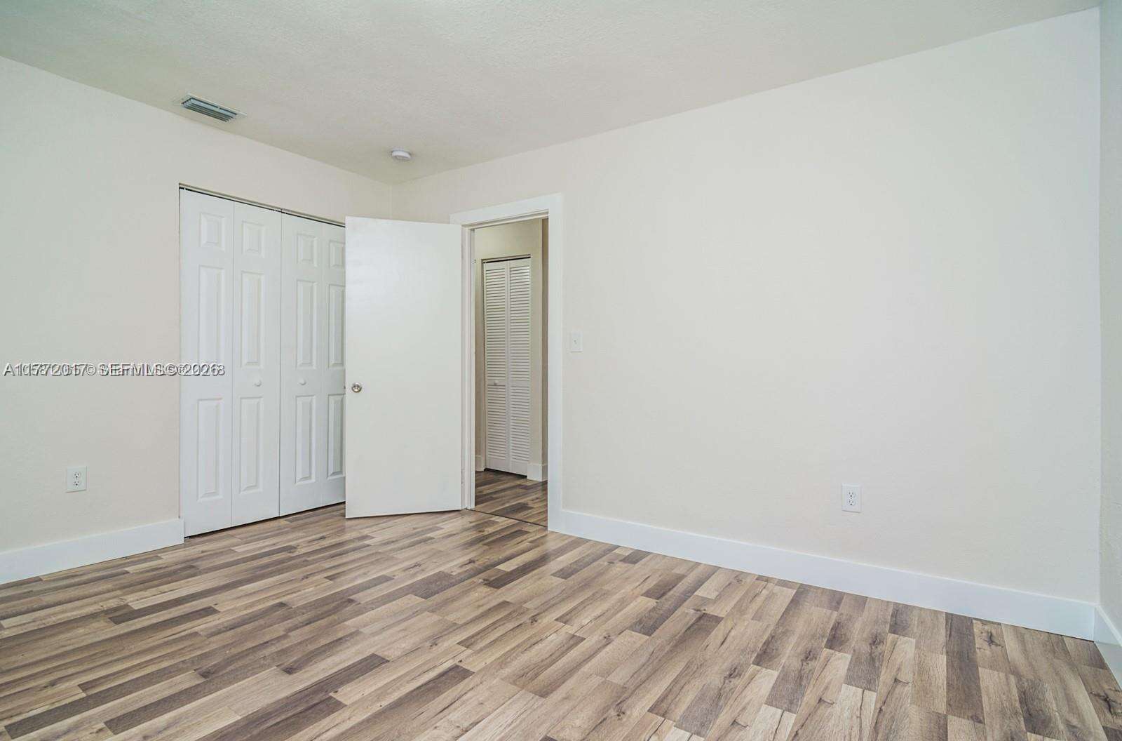 2542 Fillmore St, Hollywood, FL 33020 - For Sale photo 5