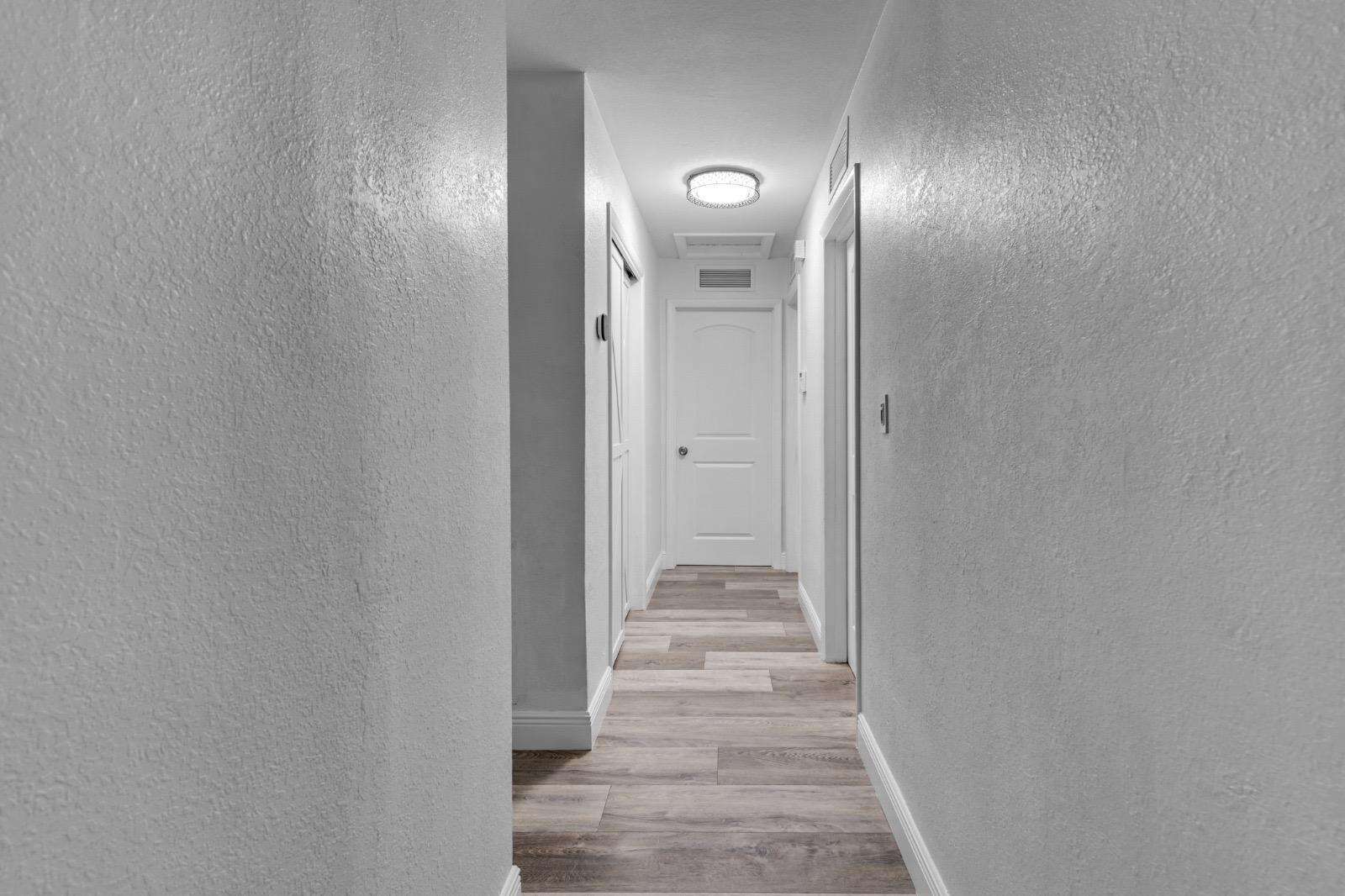 315 57th, Hollywood, FL 33023 - For Sale photo 7