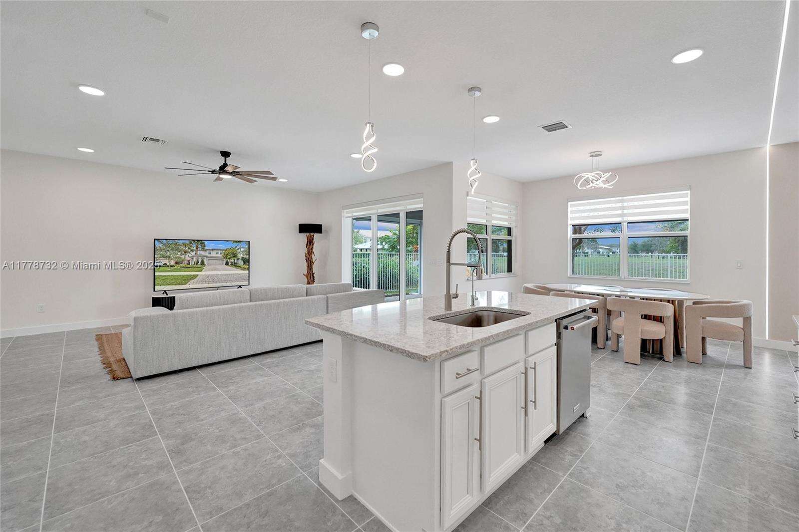 1348 Silk Oak Dr, Hollywood, FL 33021 | Picture 21