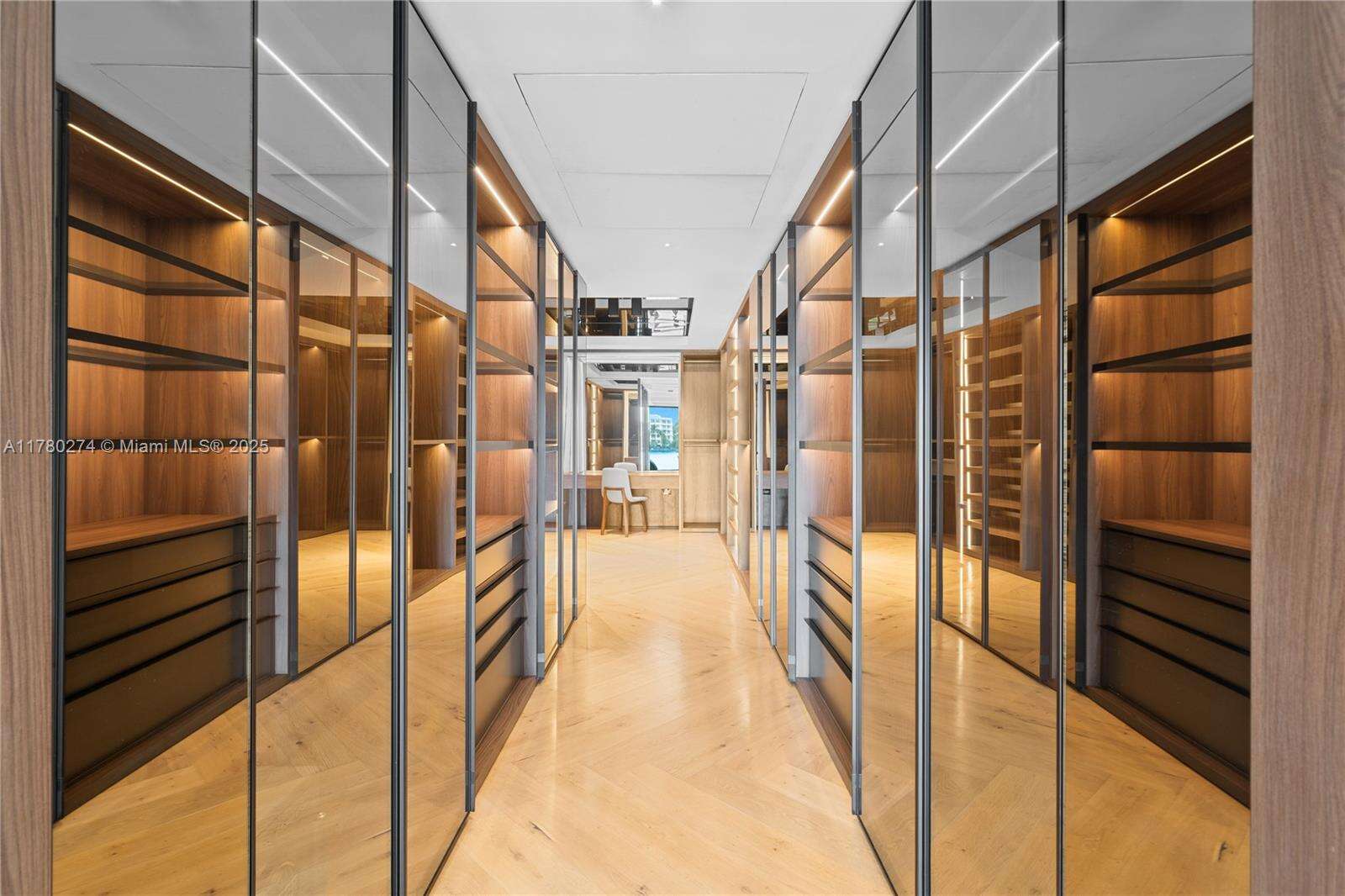 247 Rivo Alto Dr, Miami Beach, FL 33139 | Picture 11