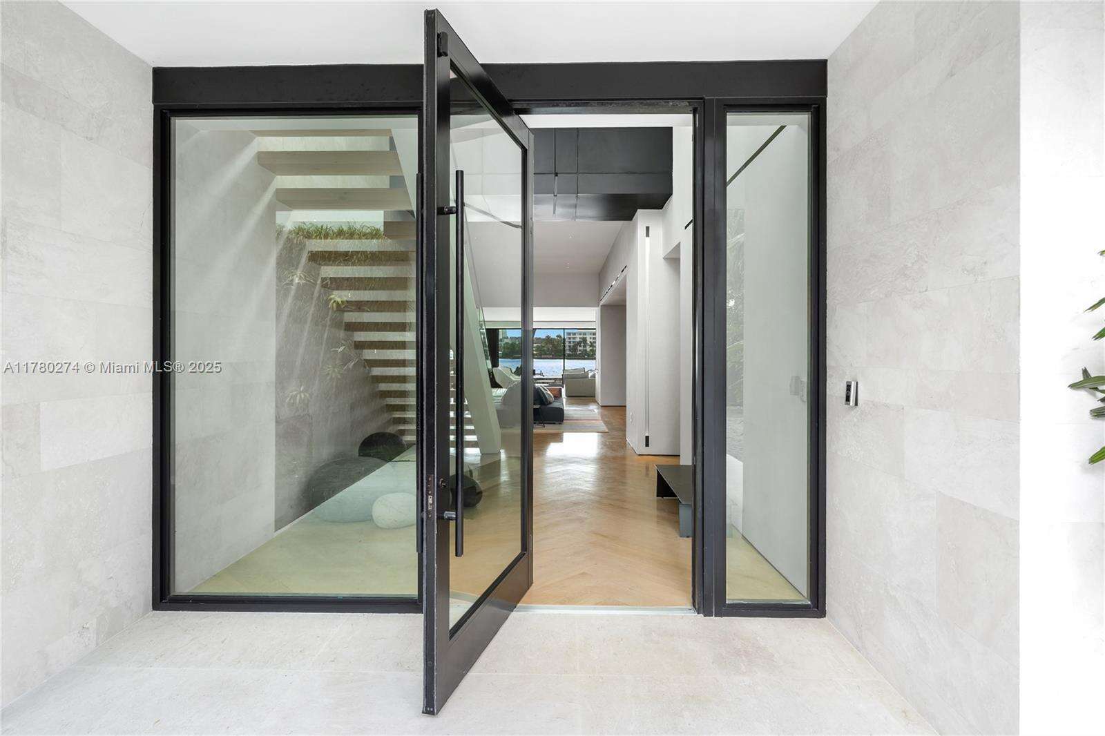 247 Rivo Alto Dr, Miami Beach, FL 33139 | Picture 18