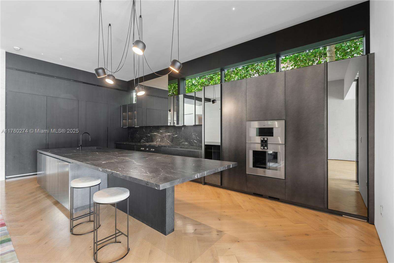 247 Rivo Alto Dr, Miami Beach, FL 33139 | Picture 7