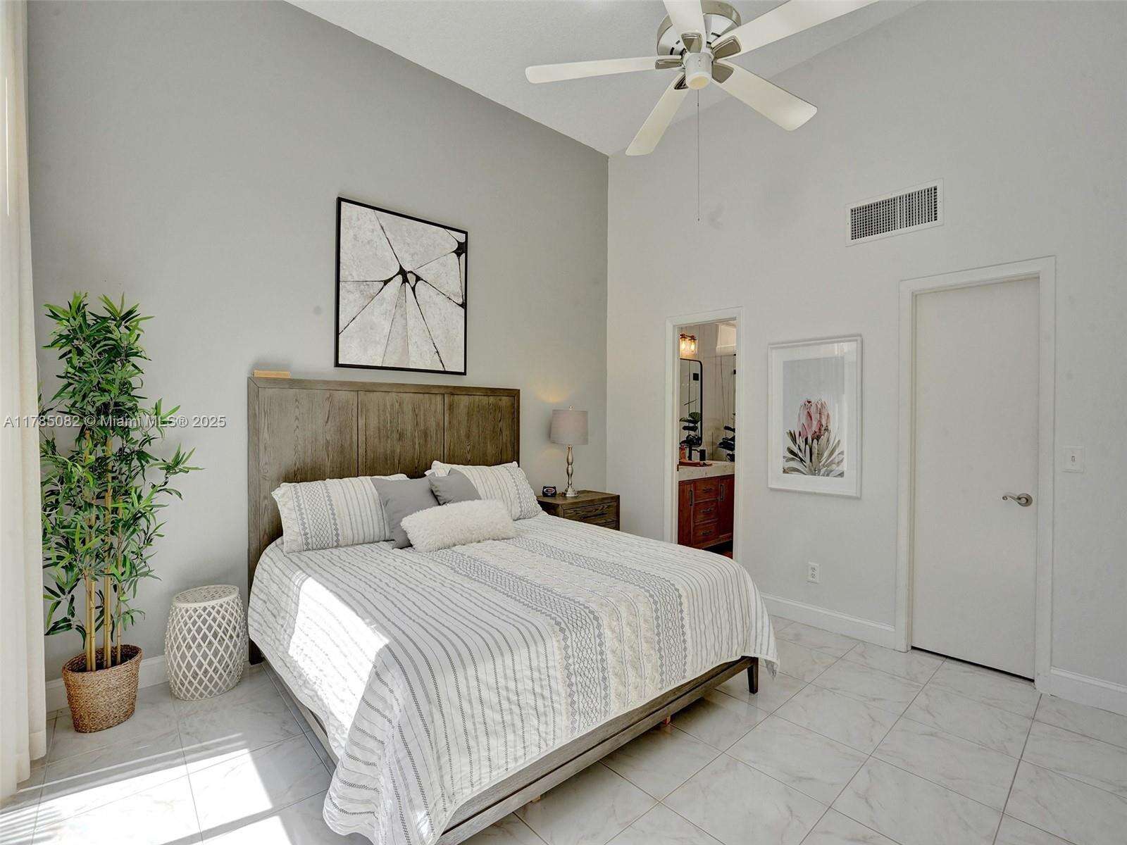 2667 Parkview Dr, Hallandale Beach, FL 33009 | Picture 18