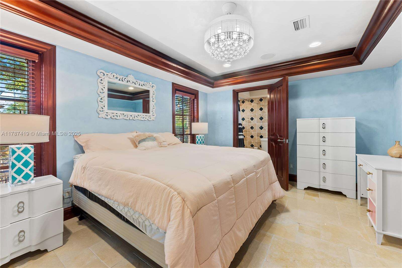 609 2nd Key Dr, Fort Lauderdale, FL 33304 | Picture 14
