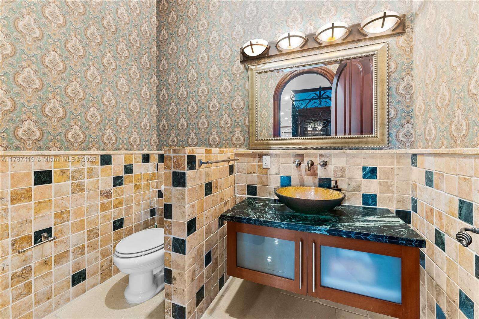 609 2nd Key Dr, Fort Lauderdale, FL 33304 | Picture 57