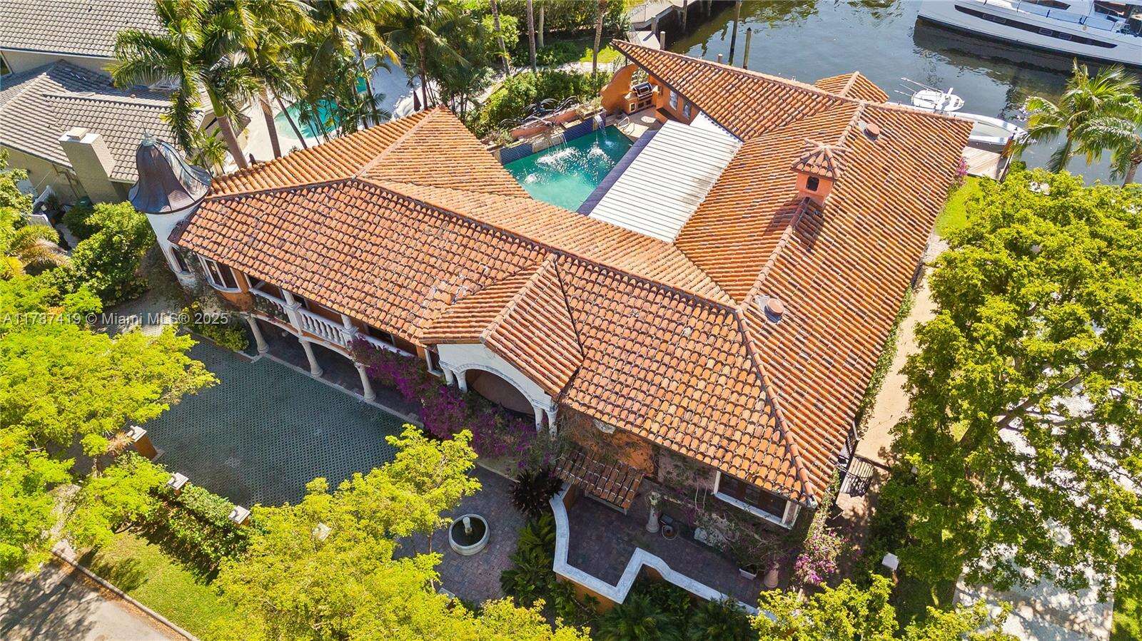 609 2nd Key Dr, Fort Lauderdale, FL 33304 | Picture 86