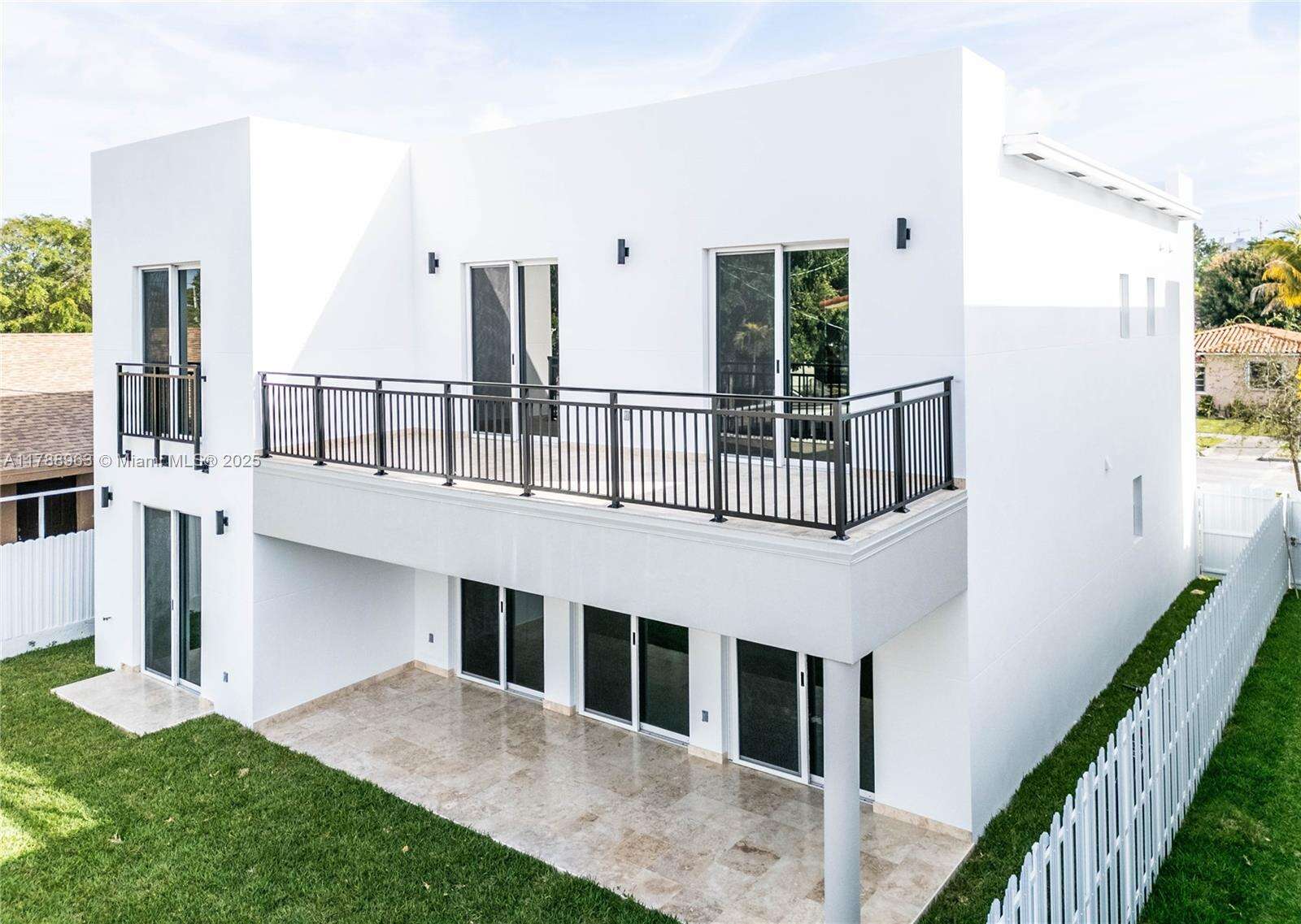 910 24th Rd, Miami, FL 33129 - For Sale photo 3