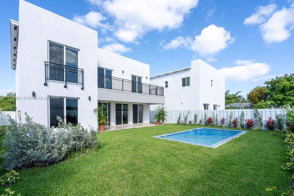 910 24th Rd, Miami, FL 33129 - For Sale photo 4