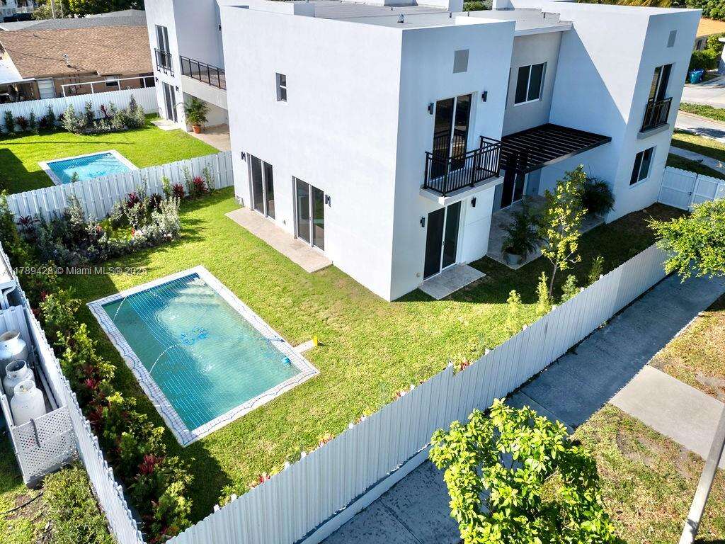 900 24th Rd, Miami, FL 33129 - For Sale photo 3