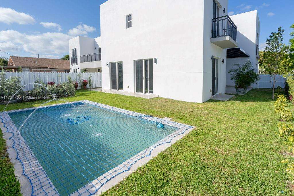 900 24th Rd, Miami, FL 33129 - For Sale photo 5