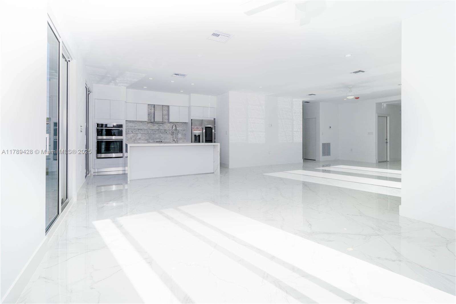 900 24th Rd, Miami, FL 33129 - For Sale photo 9