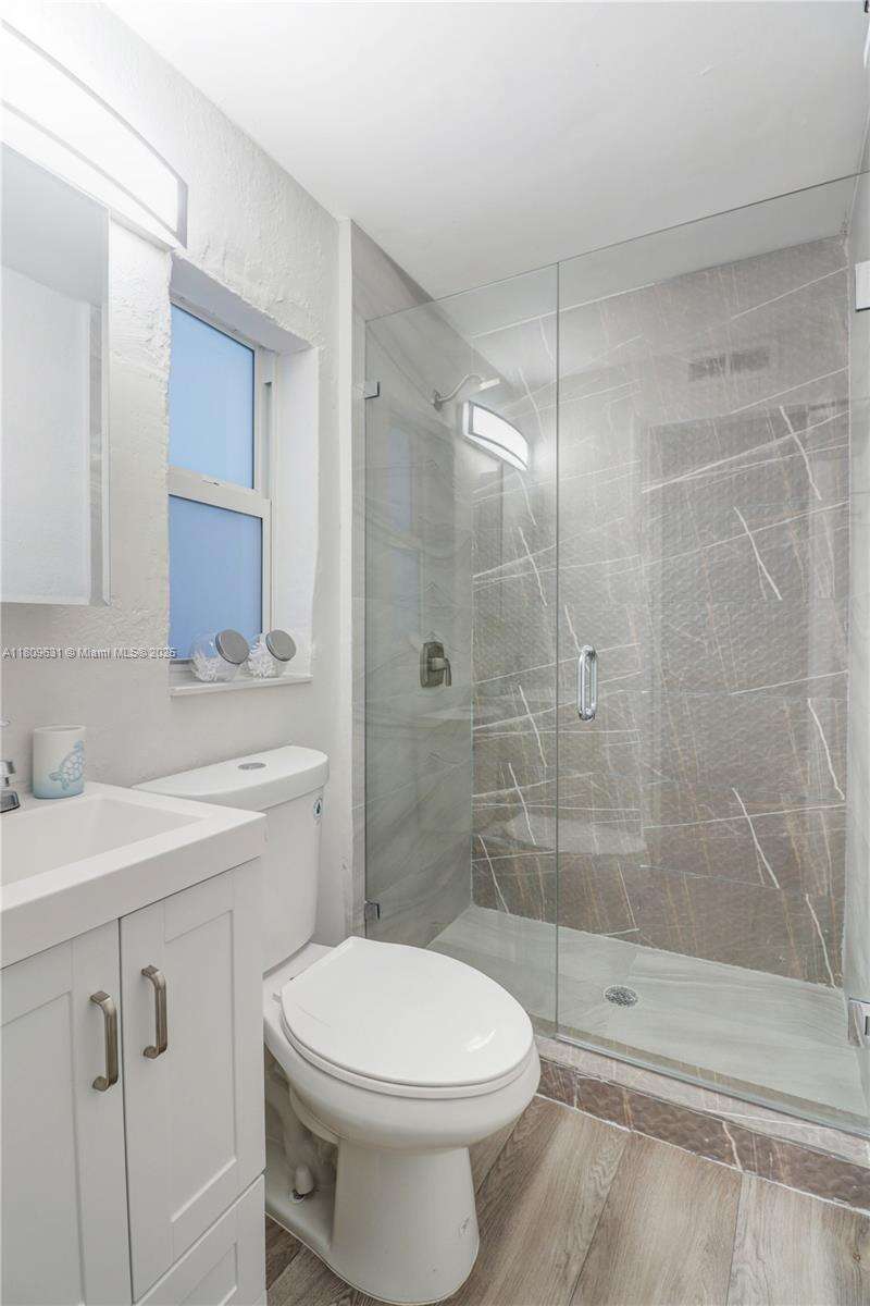 6039 38th St, Miramar, FL 33023 - For Sale photo 11