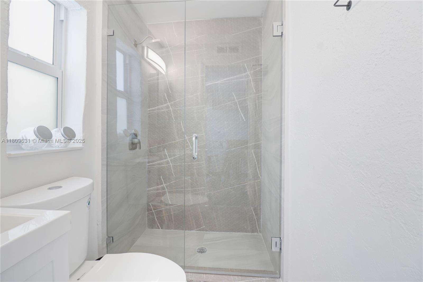 6039 38th St, Miramar, FL 33023 - For Sale photo 14