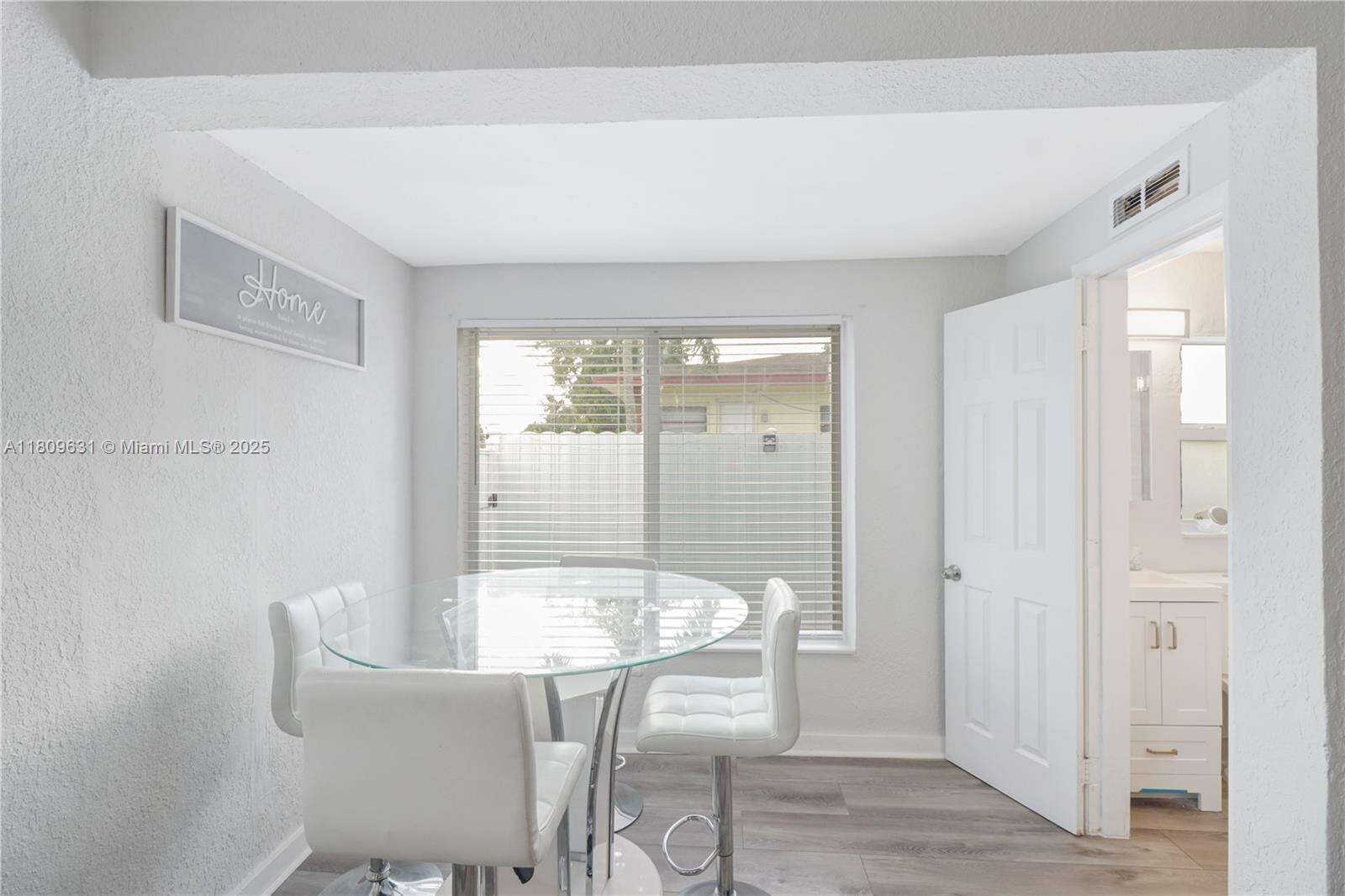 6039 38th St, Miramar, FL 33023 - For Sale photo 10