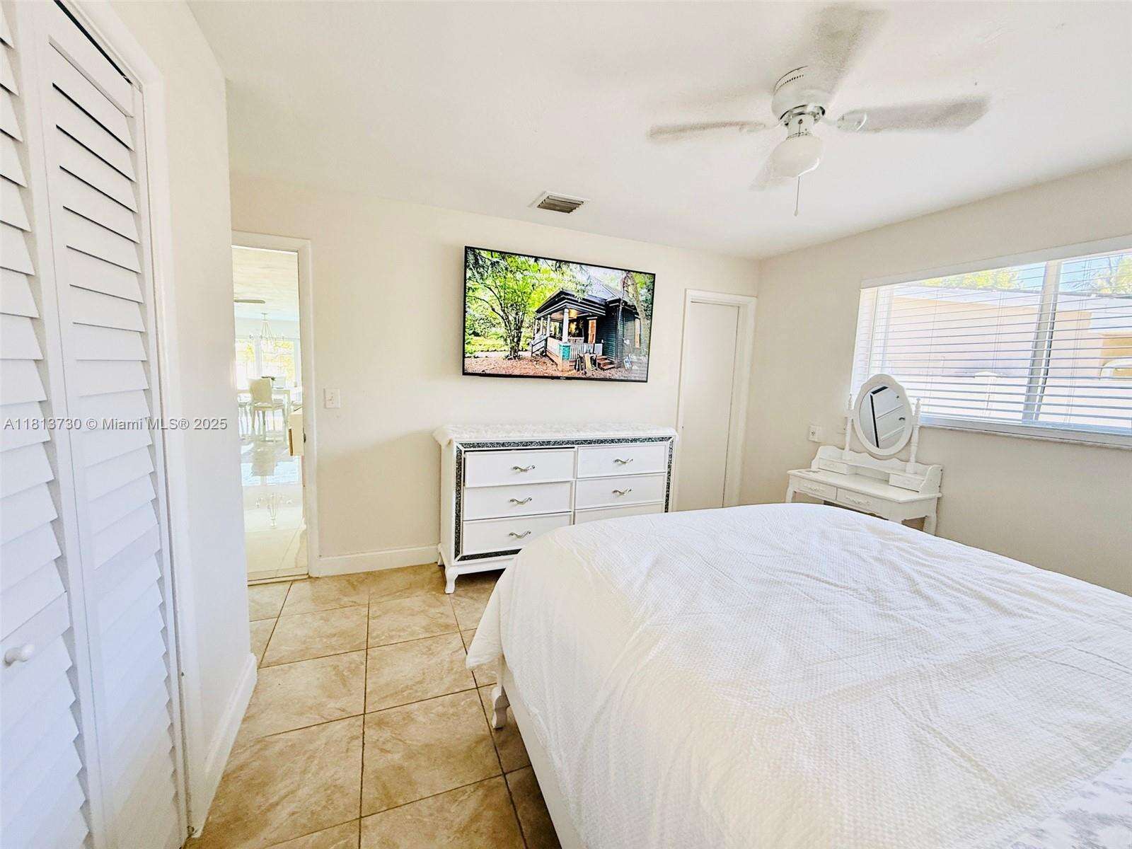 411 10th Terrace, Hallandale Beach, FL 33009 - For Sale photo 14