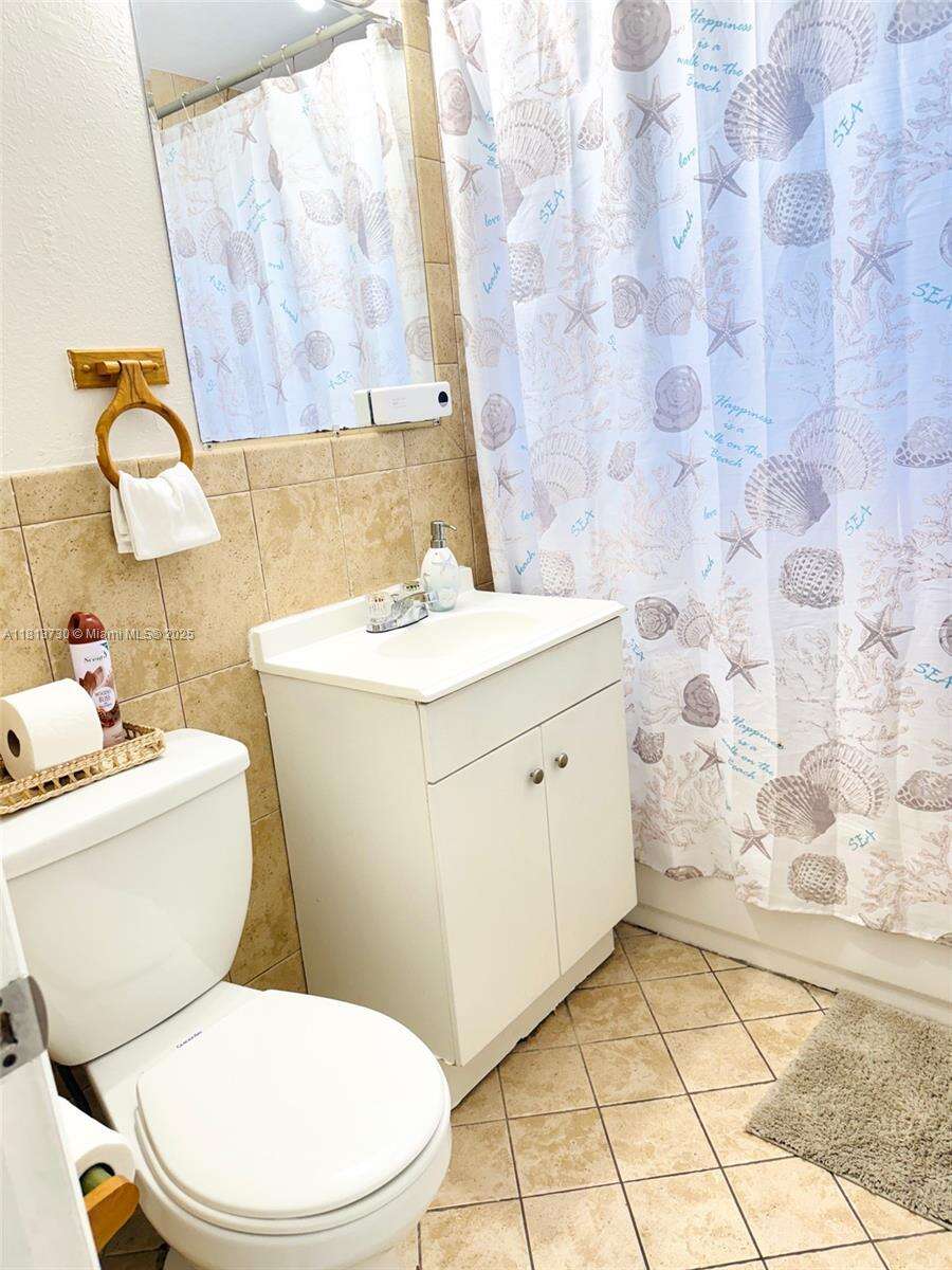 411 10th Terrace, Hallandale Beach, FL 33009 - For Sale photo 19