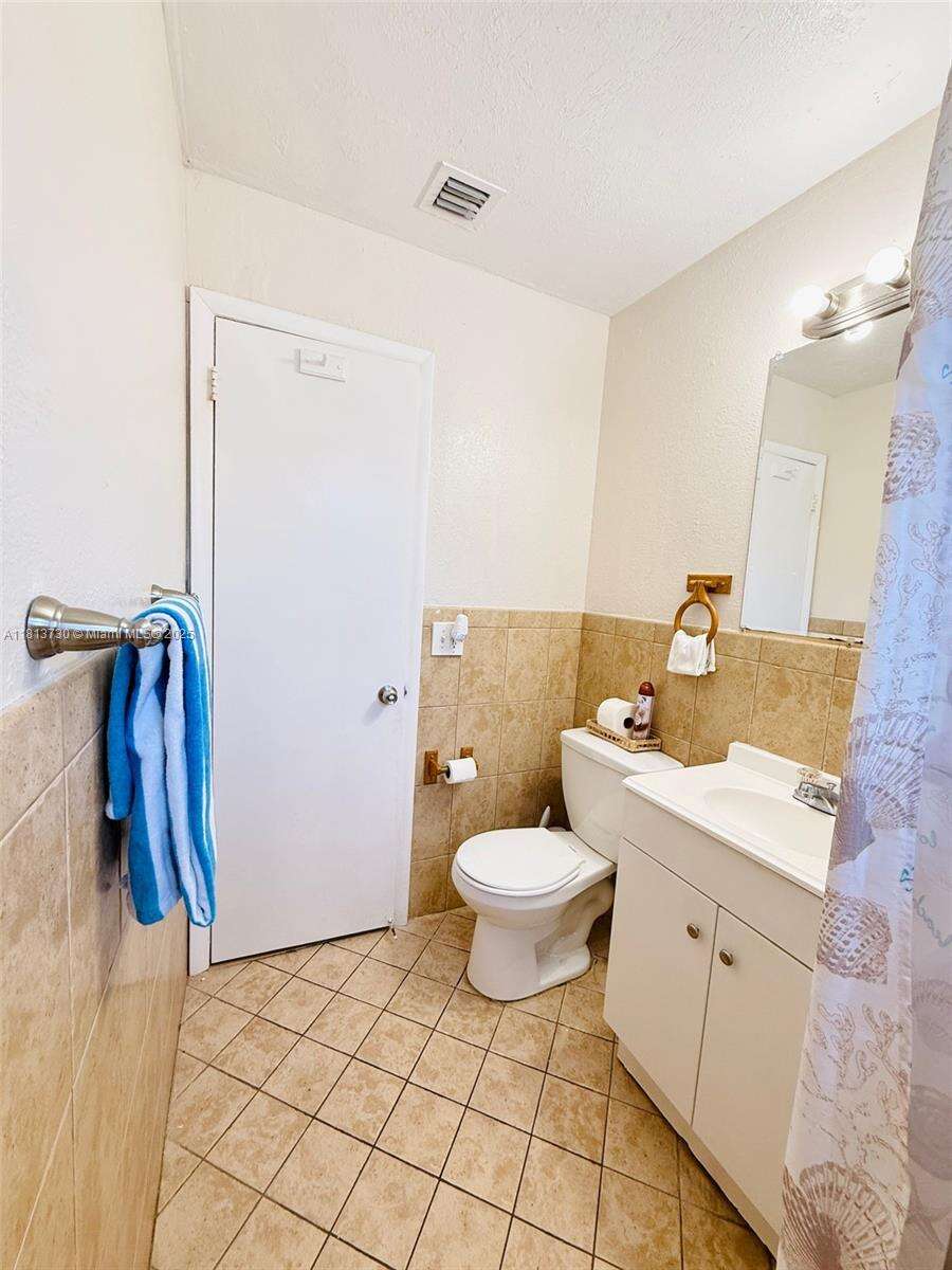 411 10th Terrace, Hallandale Beach, FL 33009 - For Sale photo 21