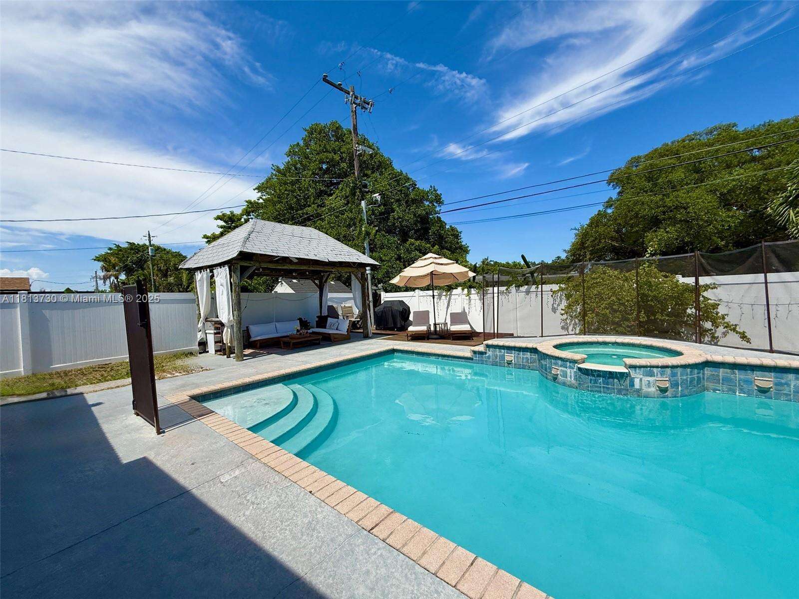 411 10th Terrace, Hallandale Beach, FL 33009 - For Sale photo 30
