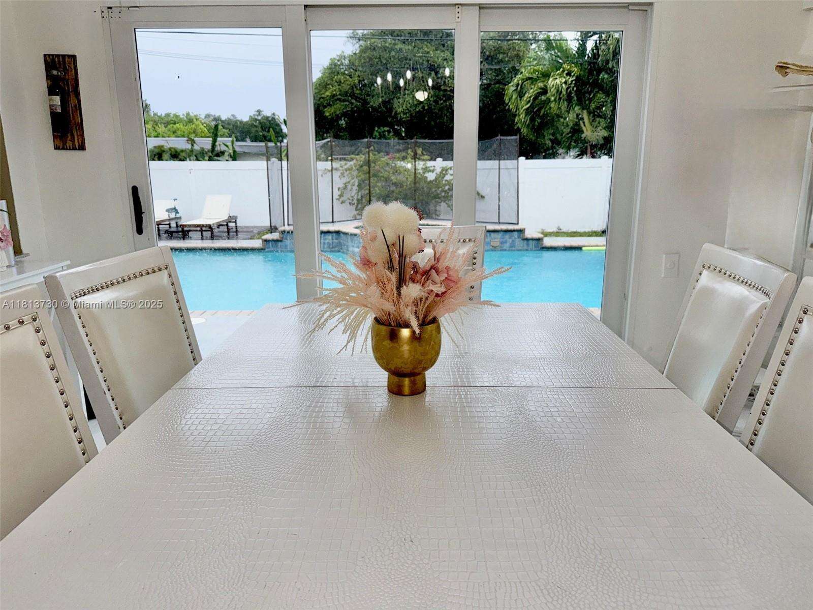 411 10th Terrace, Hallandale Beach, FL 33009 - For Sale photo 8