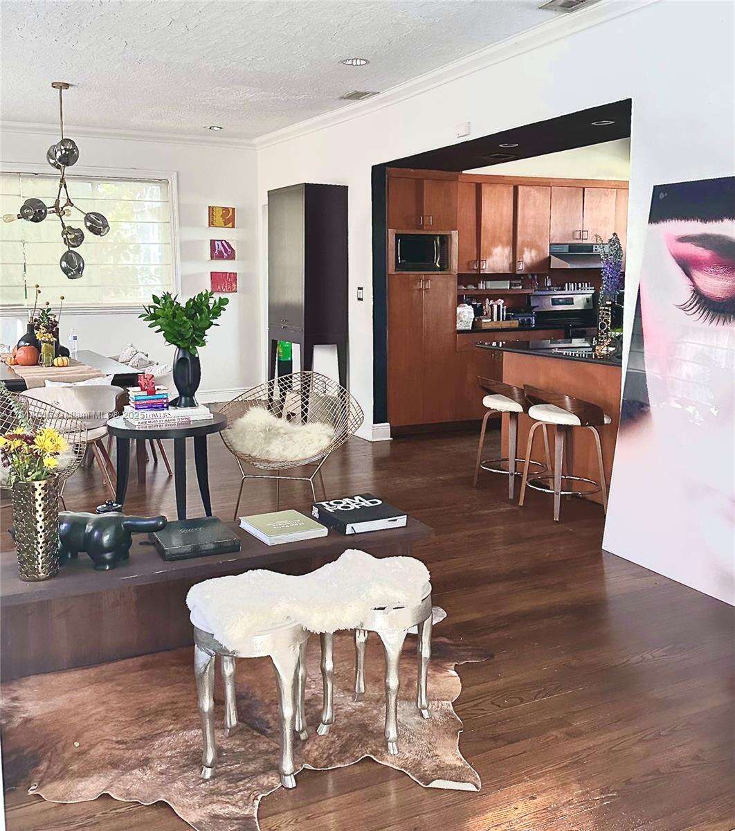 1691 Nethia Dr, Miami, FL 33133 | Picture 3