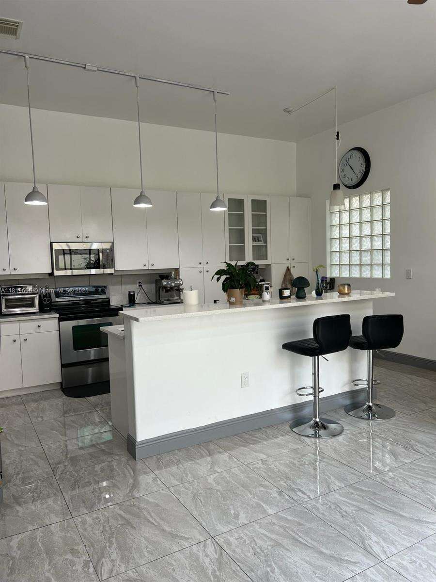 1120 Papaya St, Hollywood, FL 33019 | Picture 5