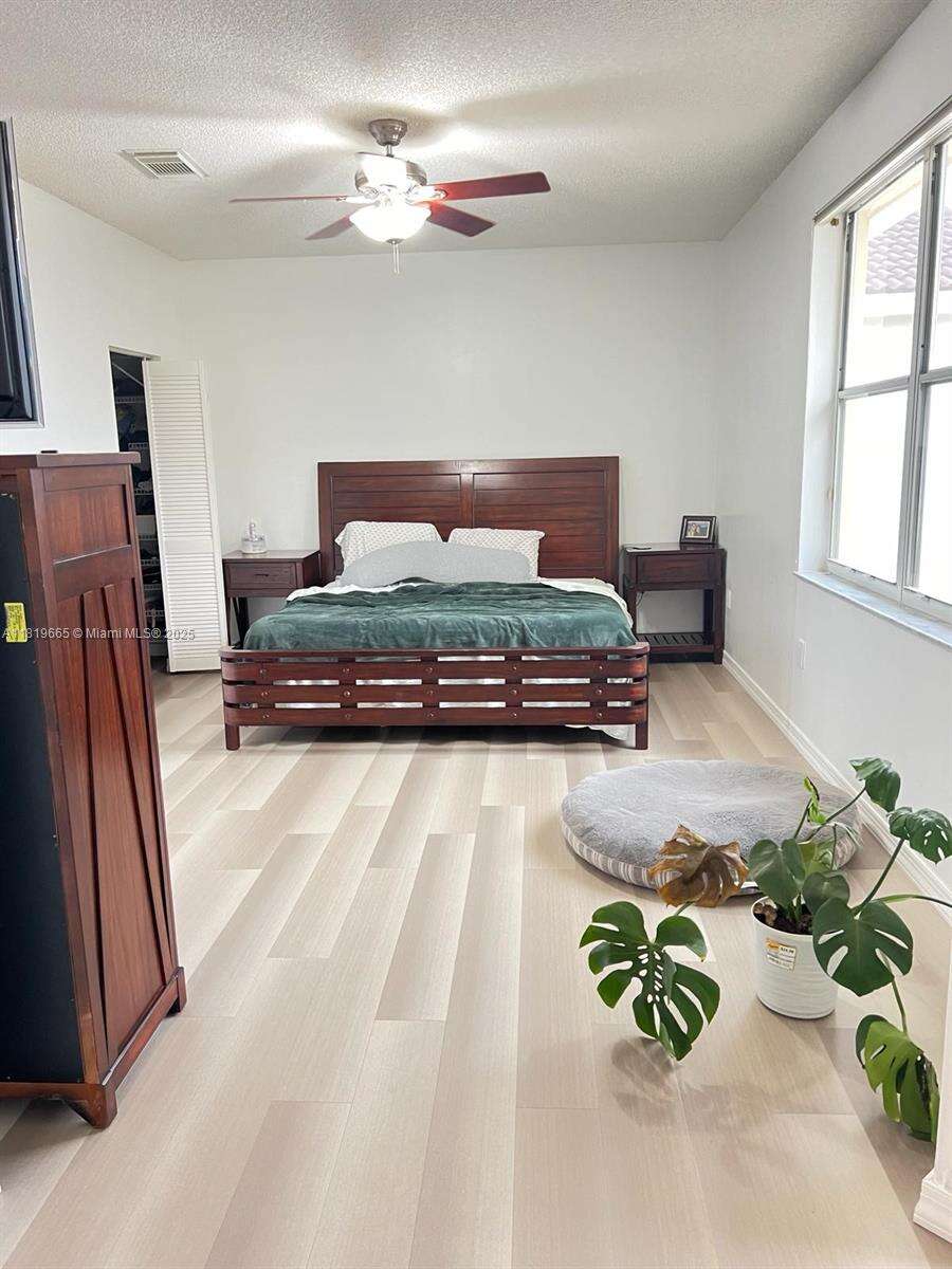 1120 Papaya St, Hollywood, FL 33019 | Picture 7