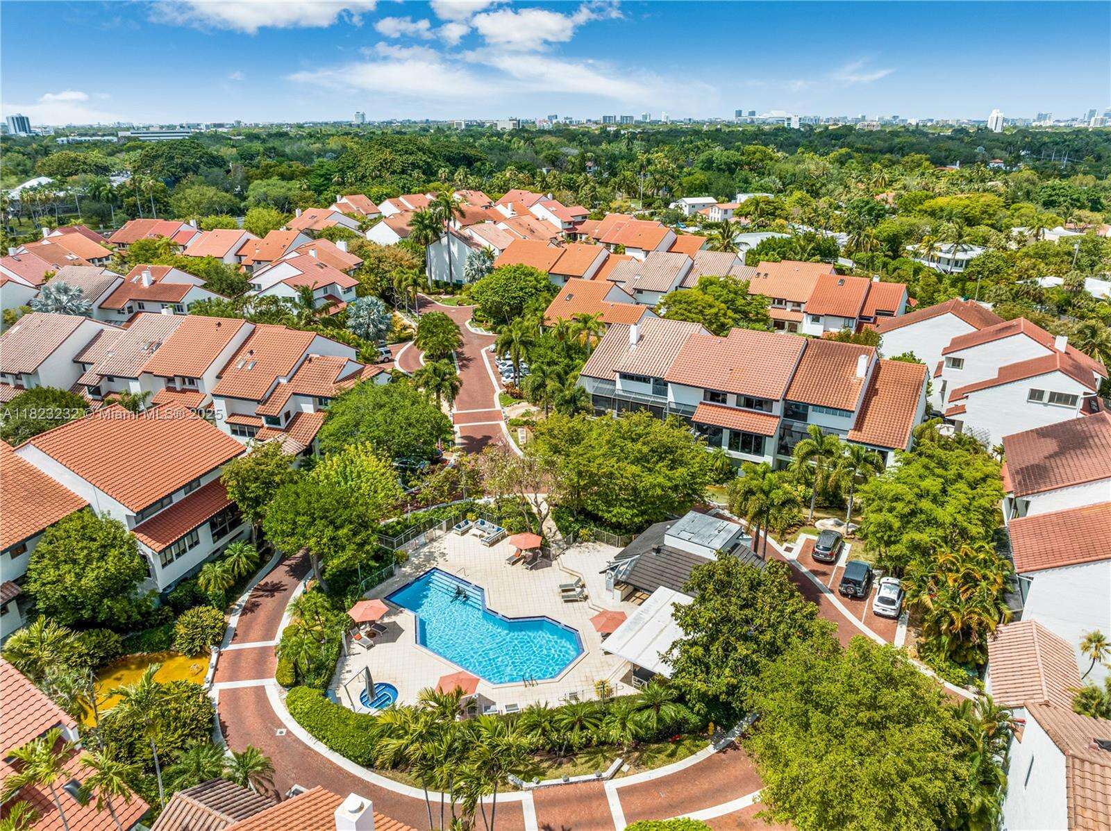 2000 Bayshore Dr, Miami, FL 33133 | Picture 17