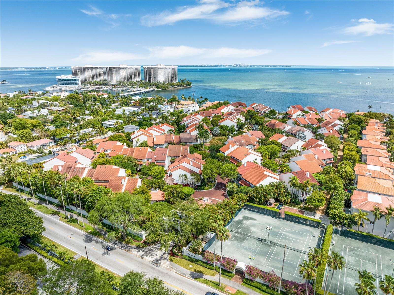 2000 Bayshore Dr, Miami, FL 33133 | Picture 19