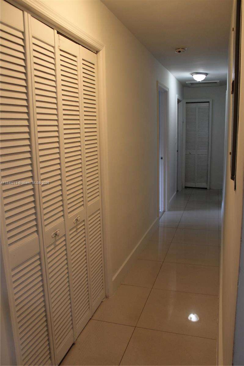 Hollywood, FL 33024 - For Sale photo 11