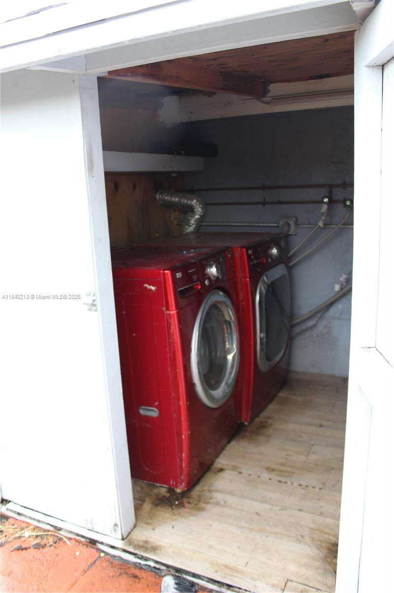 Hollywood, FL 33024 - For Sale photo 24