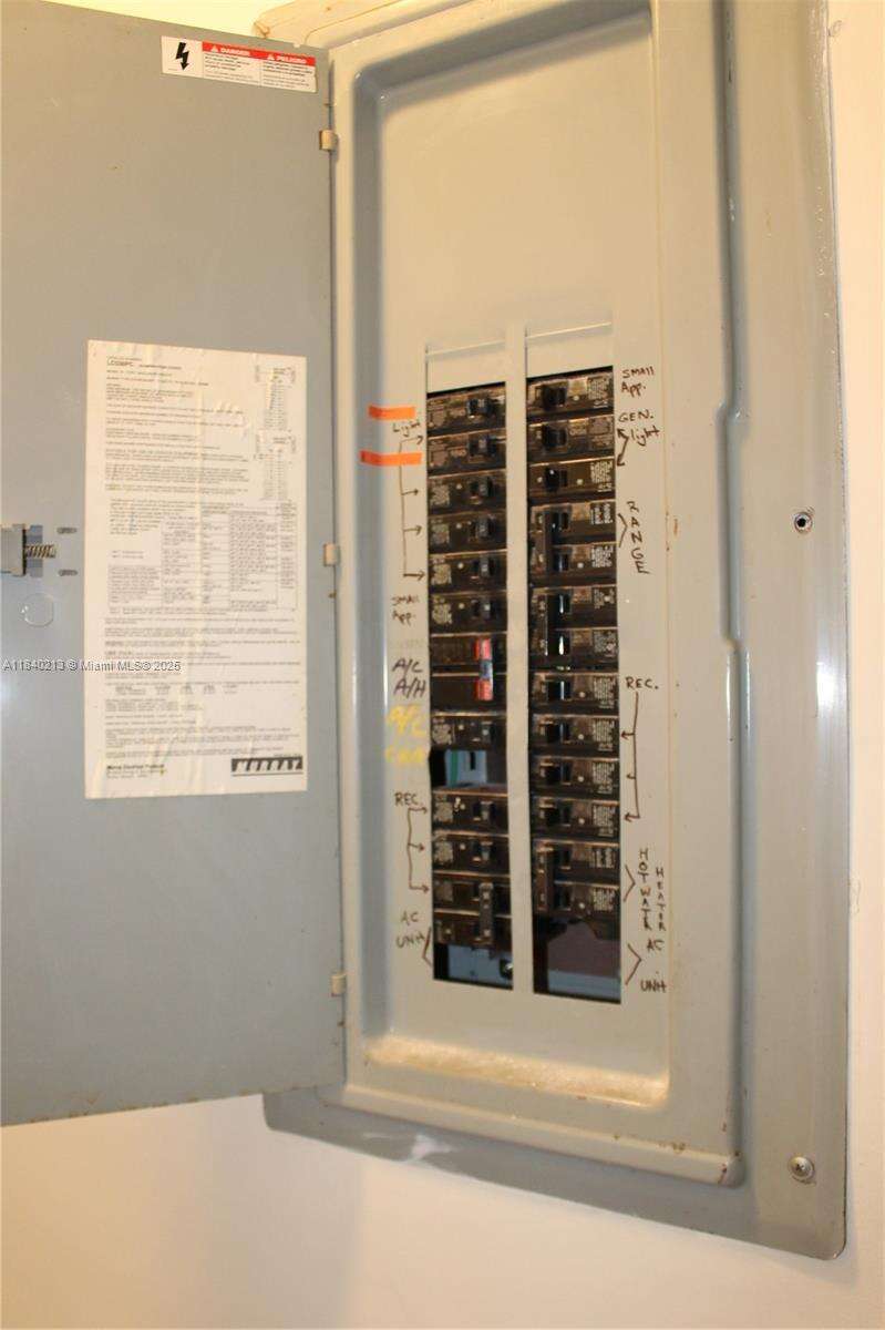 Hollywood, FL 33024 - For Sale photo 27