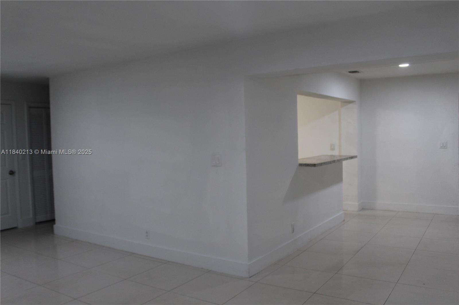 Hollywood, FL 33024 - For Sale photo 28