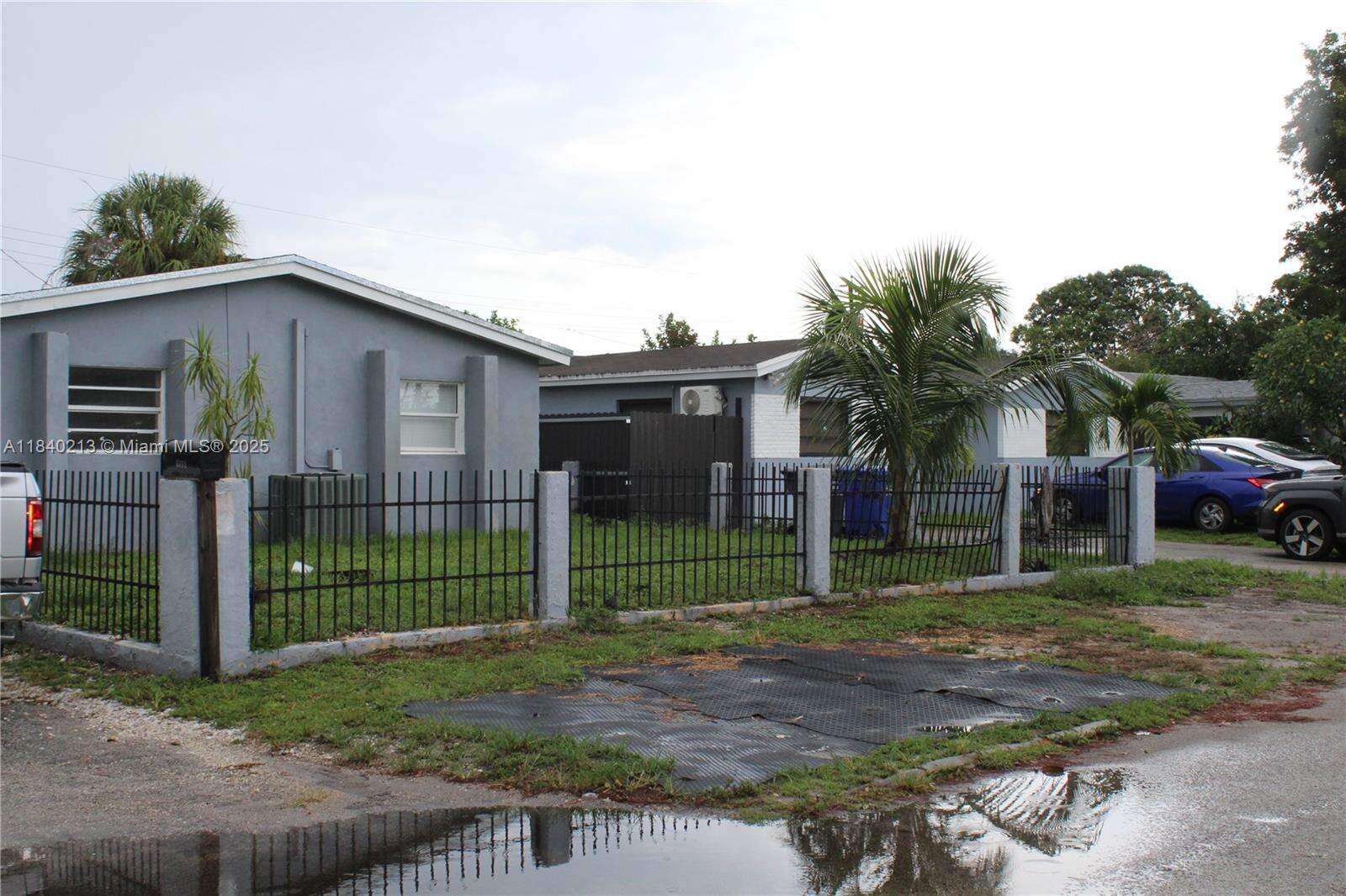 Hollywood, FL 33024 - For Sale photo 5