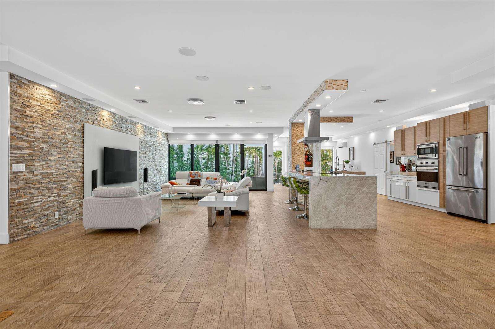 2460 36th, Fort Lauderdale, FL 33308 - For Sale photo 11
