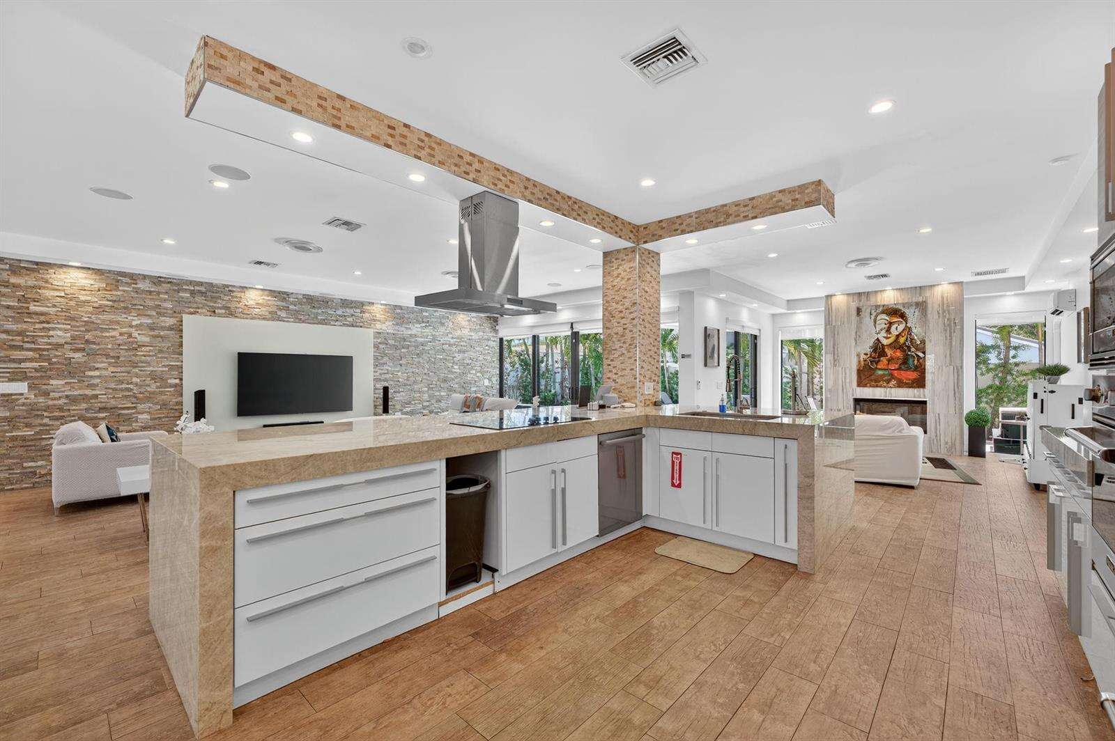 2460 36th, Fort Lauderdale, FL 33308 - For Sale photo 22