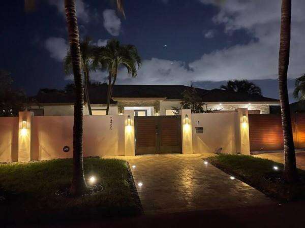 2460 36th, Fort Lauderdale, FL 33308 - For Sale photo 46