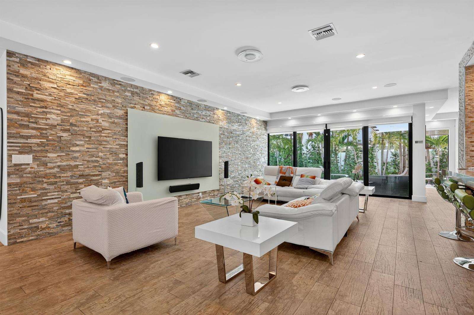 2460 36th, Fort Lauderdale, FL 33308 - For Sale photo 8