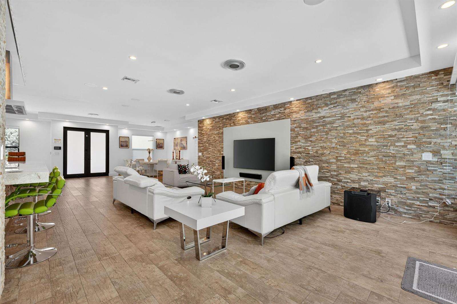 2460 36th, Fort Lauderdale, FL 33308 - For Sale photo 10
