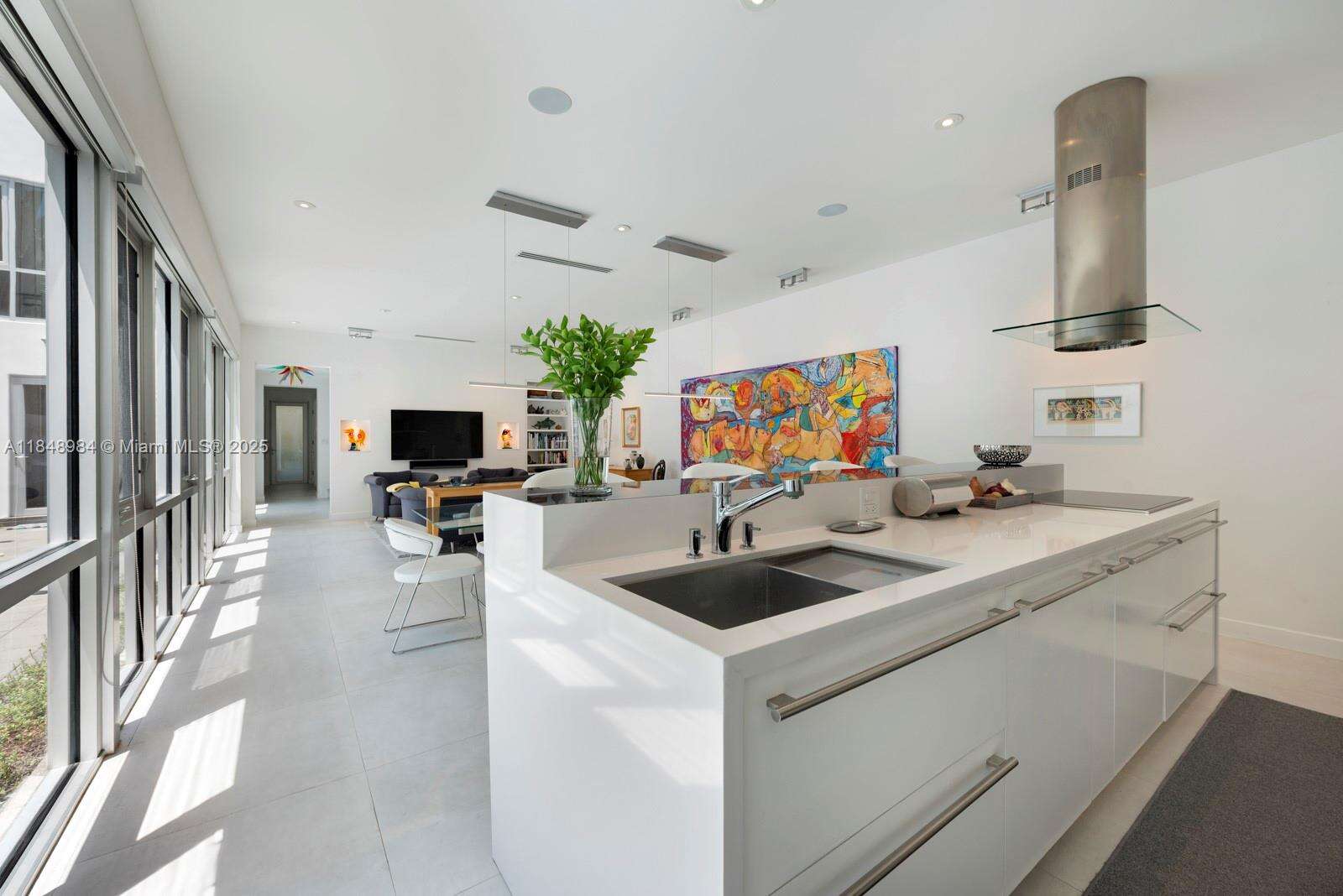 3175 Washington St, Miami, FL 33133 | Picture 19